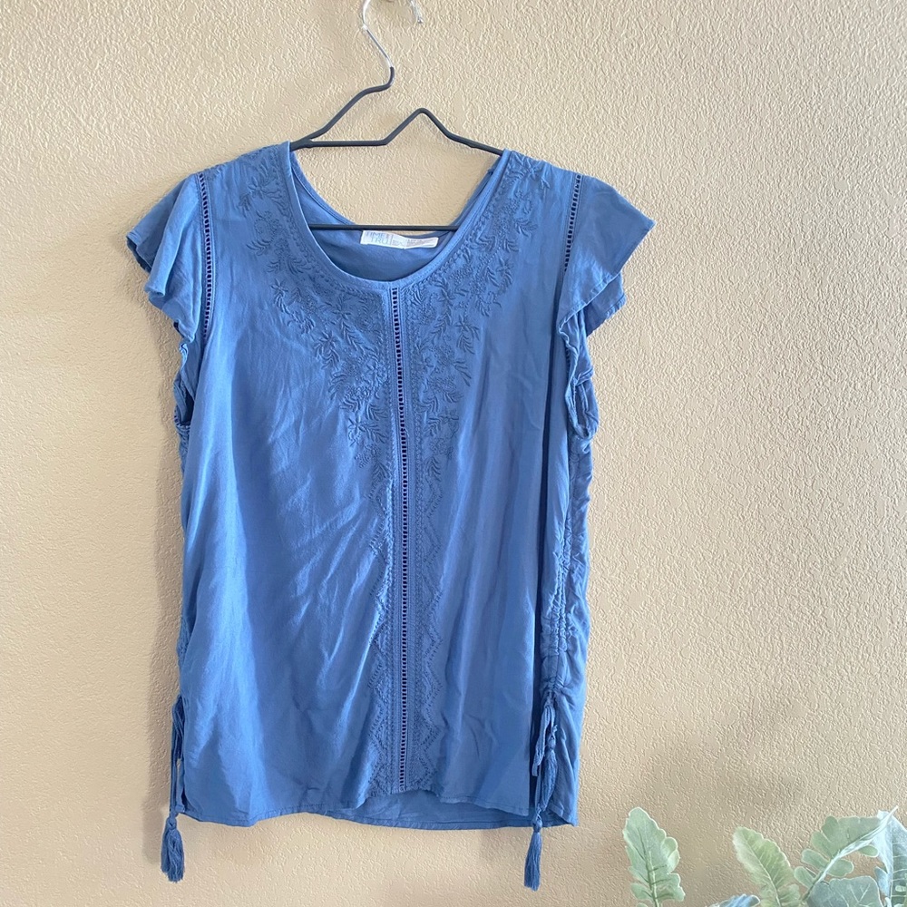 Blue blouse
